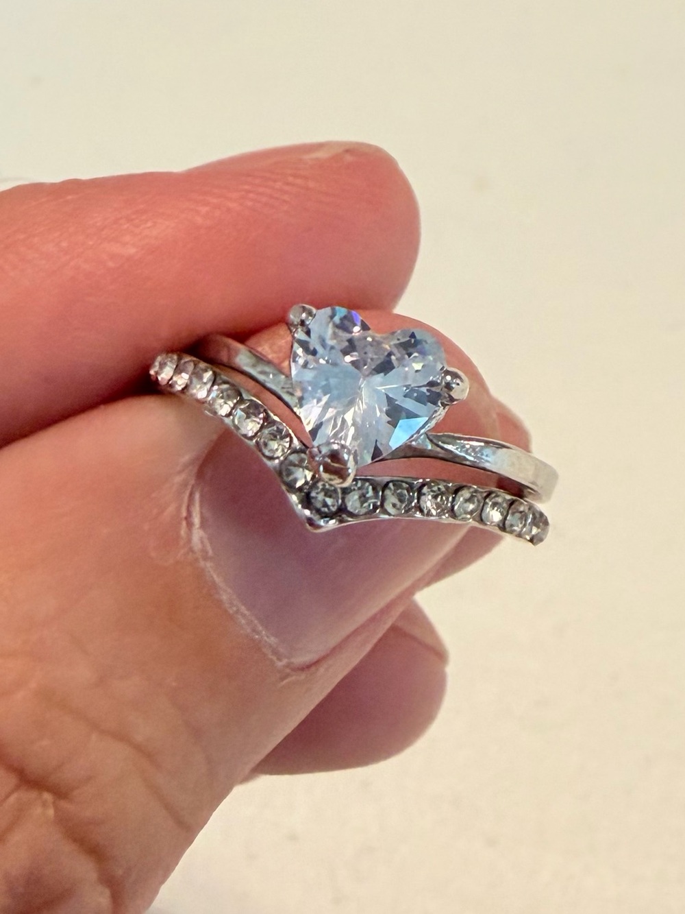 Silver Heart Ring with Crystal Accents. - Picture 3 of 5